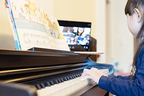 リモートレッスンも導入